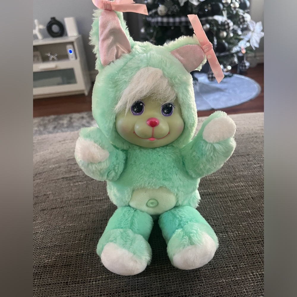 Vintage 1990 Mattel Magic Nursery Kitty Green 10” Plush